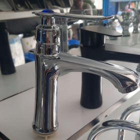 pillar tap